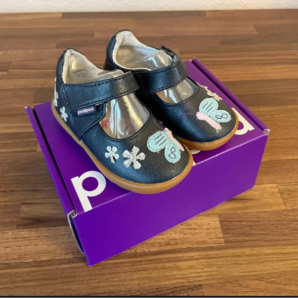 Pediped Kids / Toddler Shoes, size 5.5, leather shoes